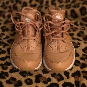 Nike Huarache Shoes